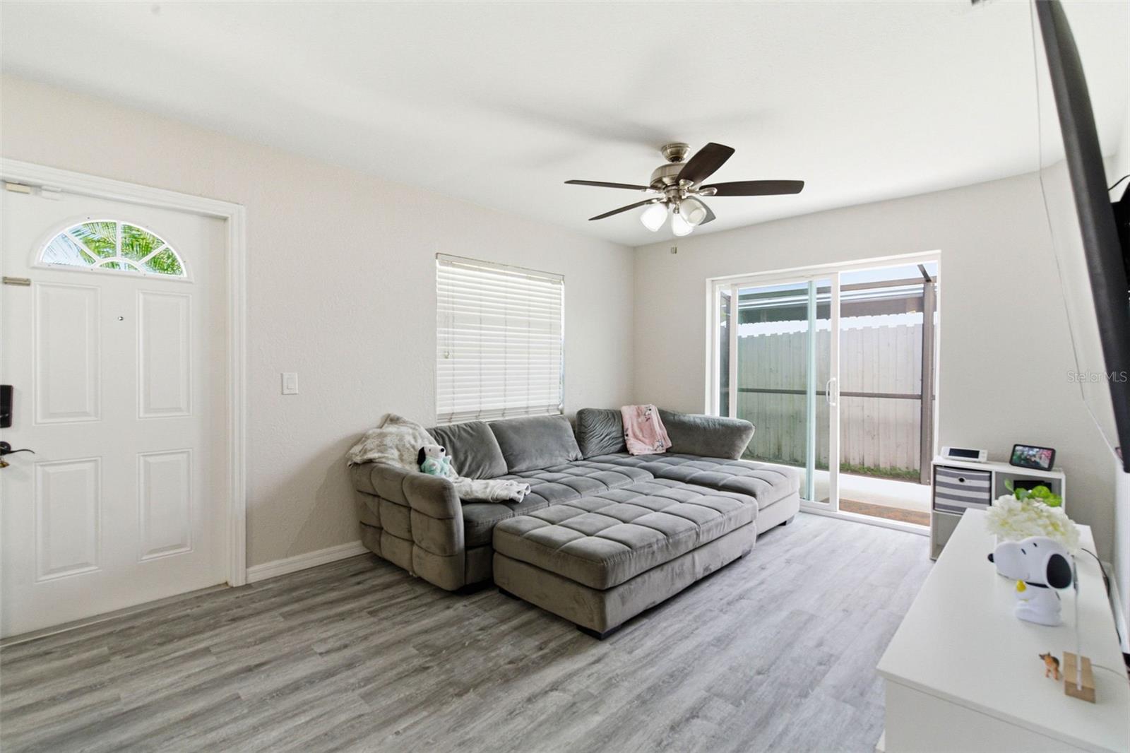 PINE CREST VILLA ADD 5 - Residential