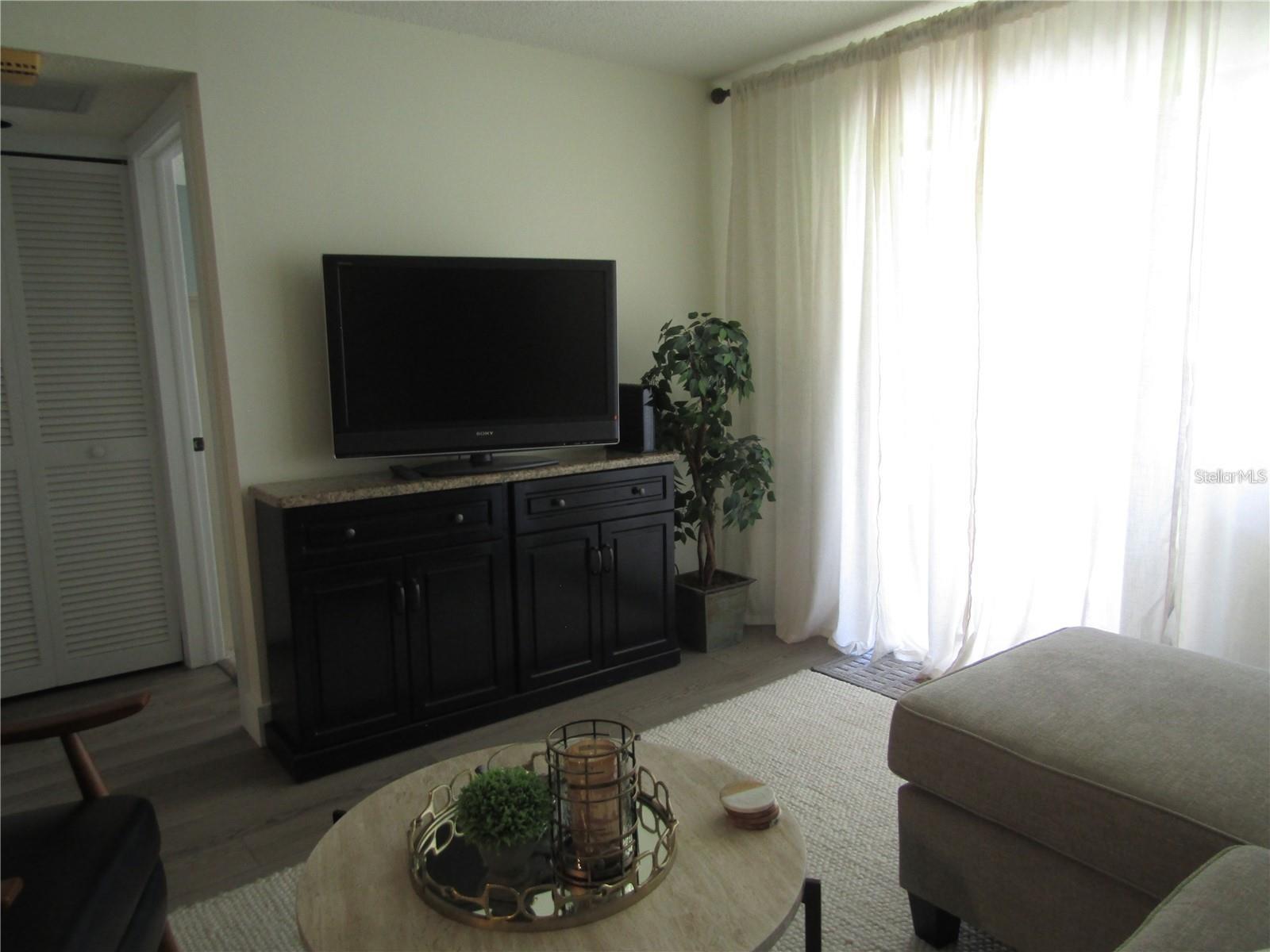 LONGWATER CHASE - Residential Lease