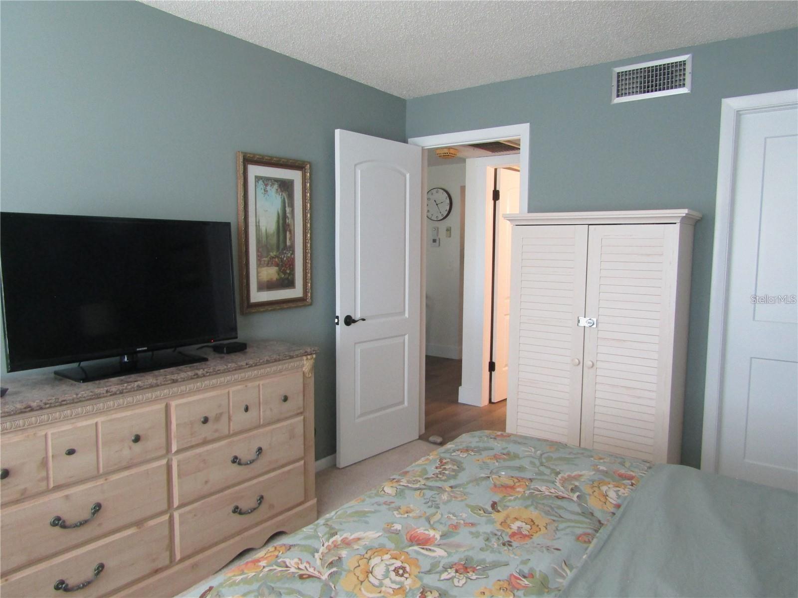 LONGWATER CHASE - Residential Lease
