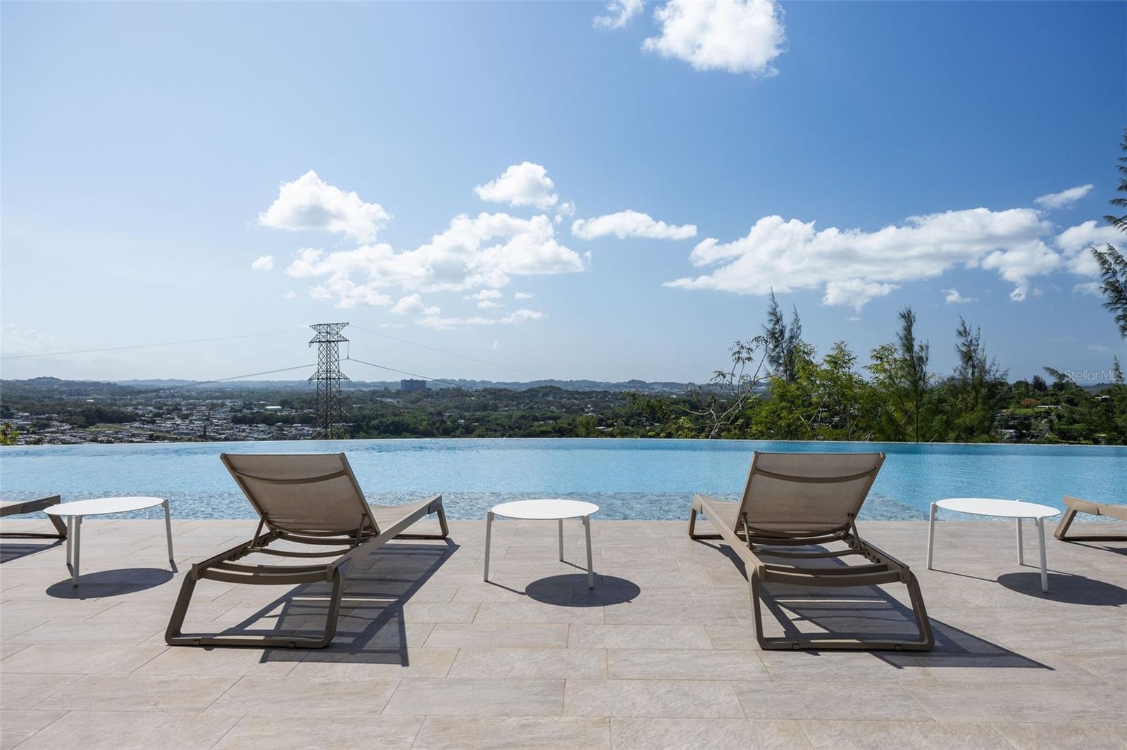 MONTE AZUL - Residential