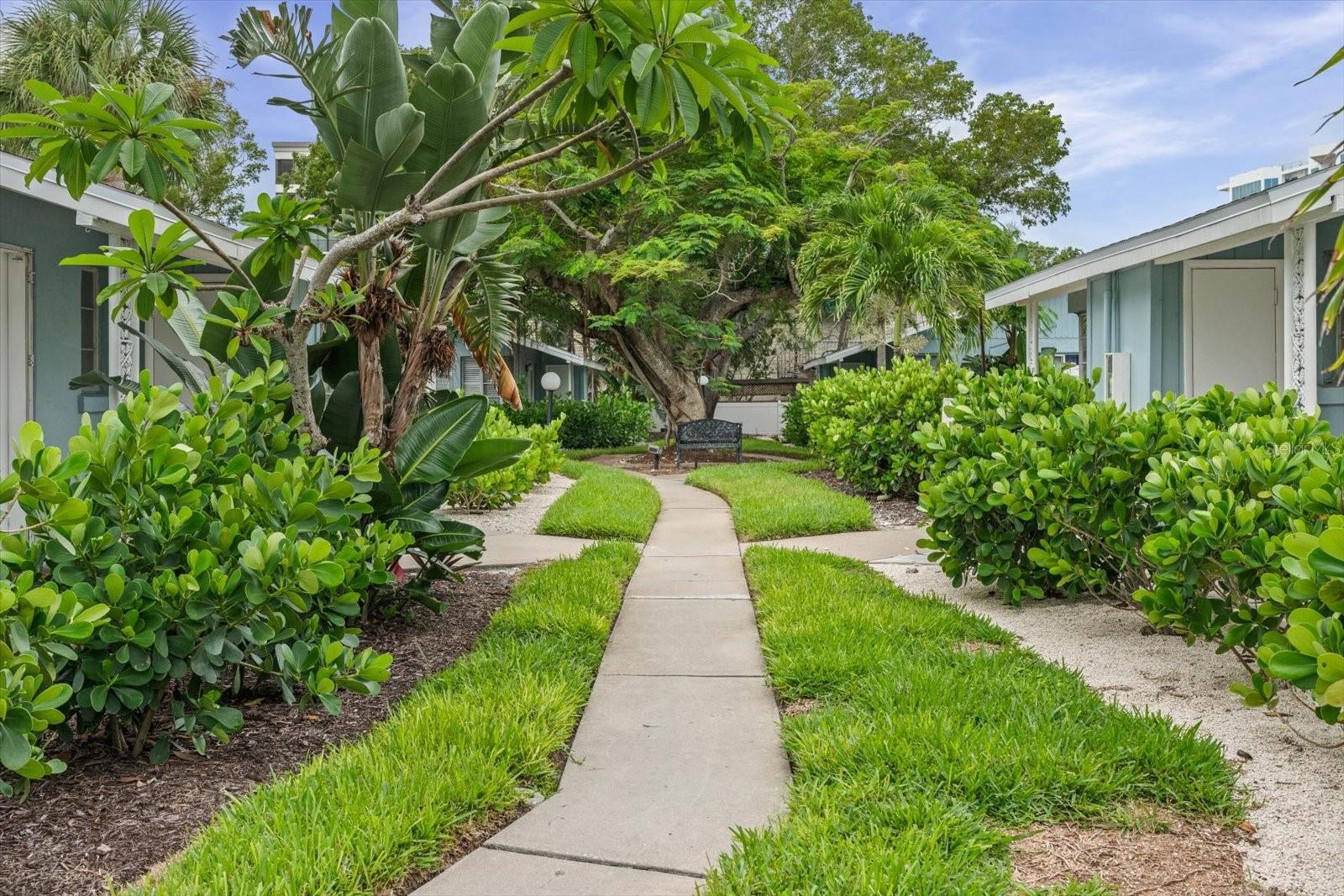 PELICAN GARDENS - Residential