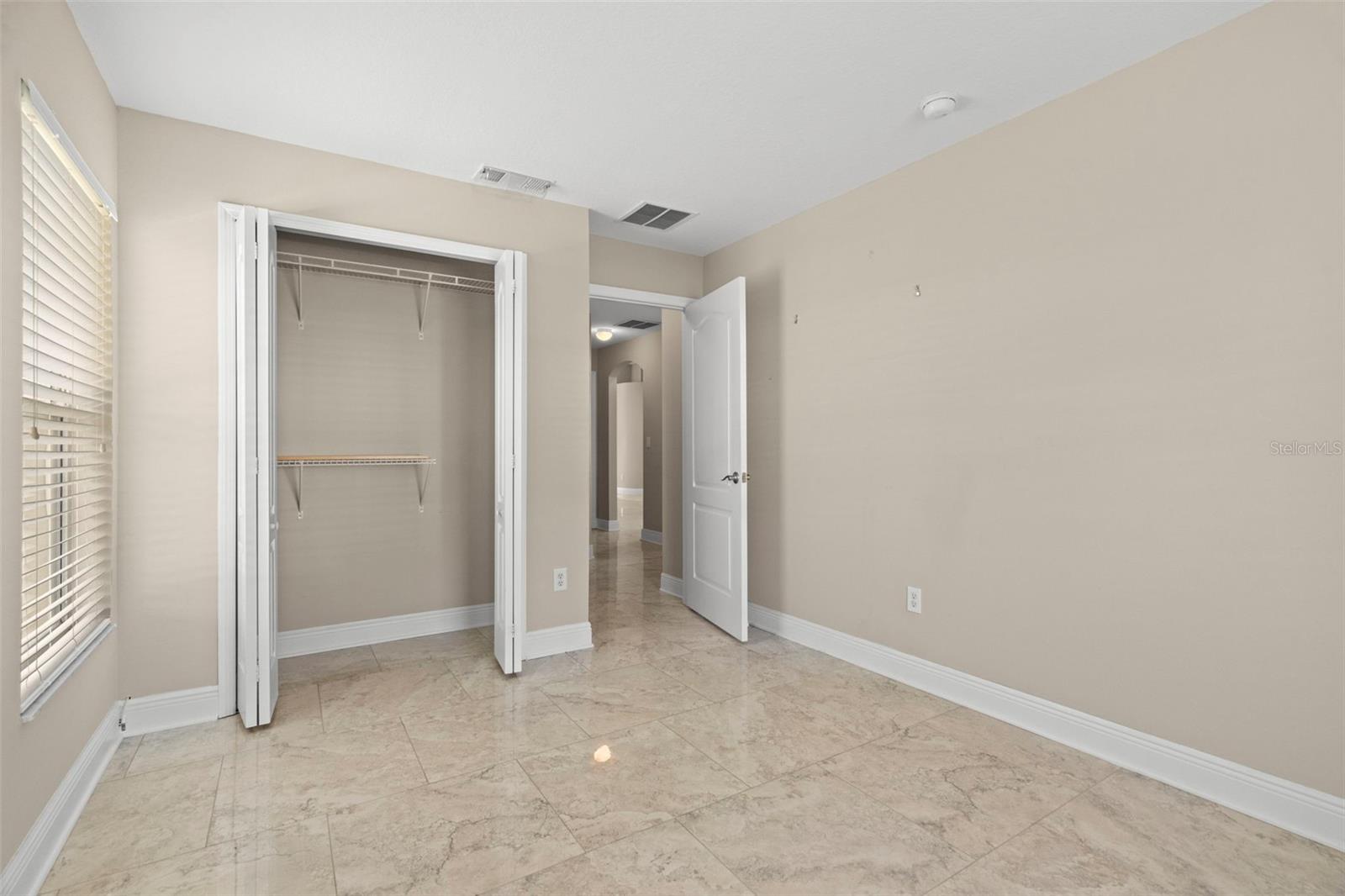 SEVEN OAKS PRCL S-8B1 - Residential Lease