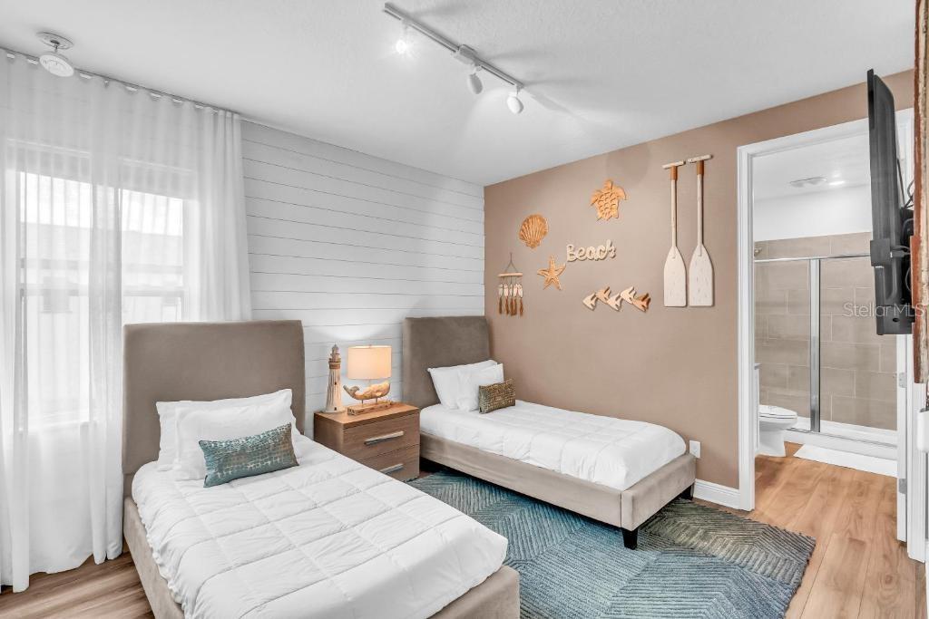 REUNION WEST VILLAGE 3A - Residential