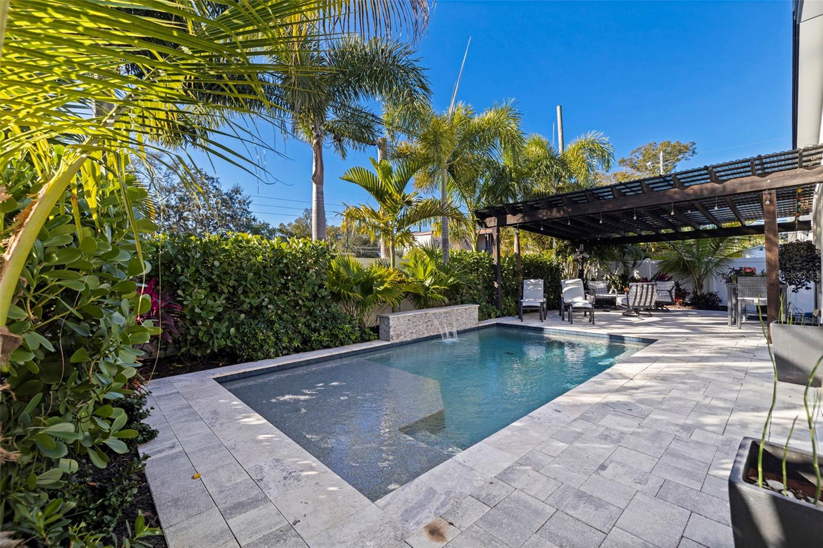 PASADENA HEIGHTS - Residential