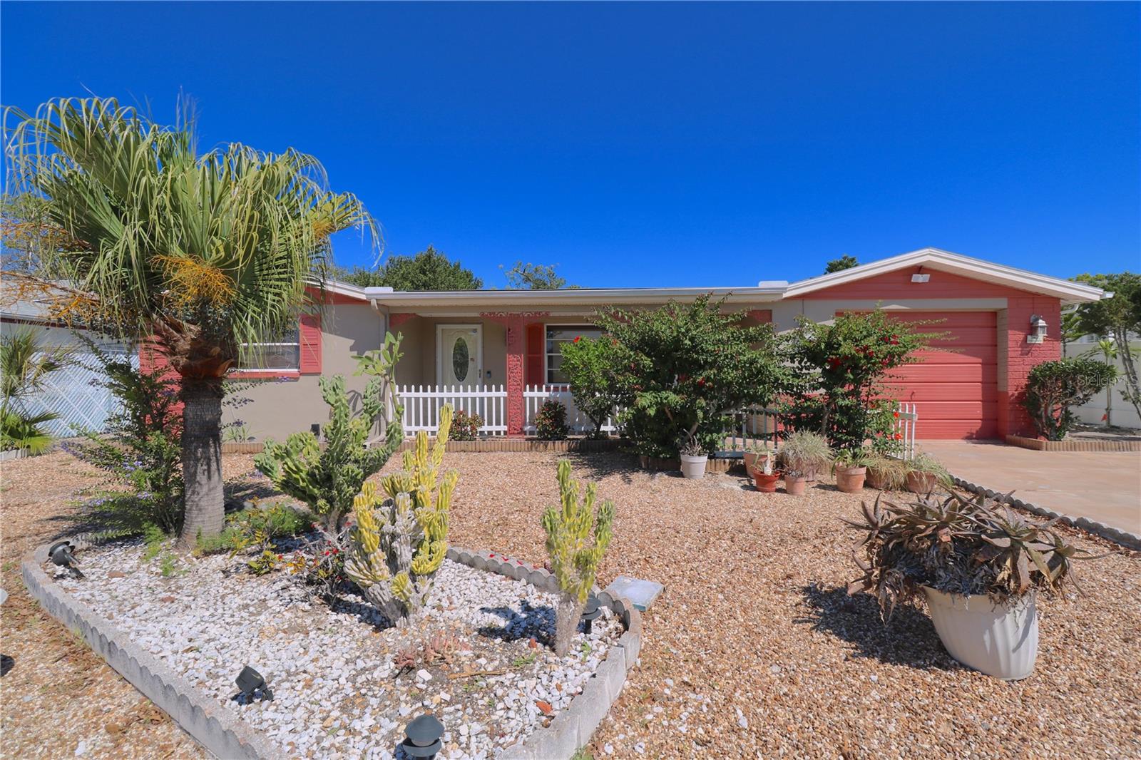 GULF HIGHLANDS - Residential