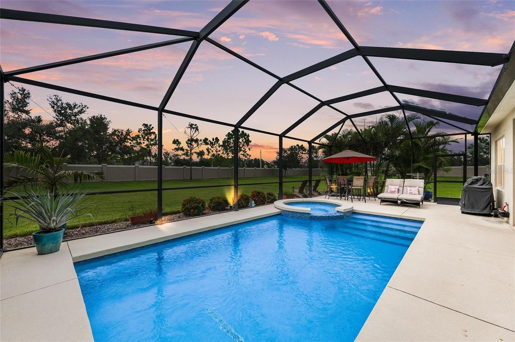 Photo of 6908 White Willow Court, Sarasota, FL 34243 (MLS # A4663500)