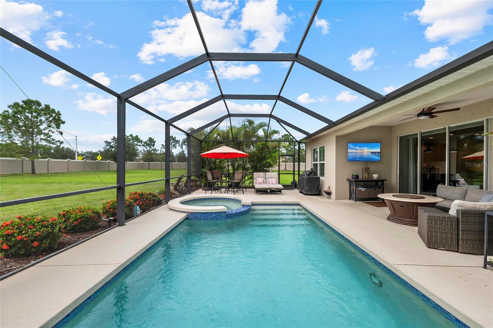 MAGNOLIA POINT - Residential
