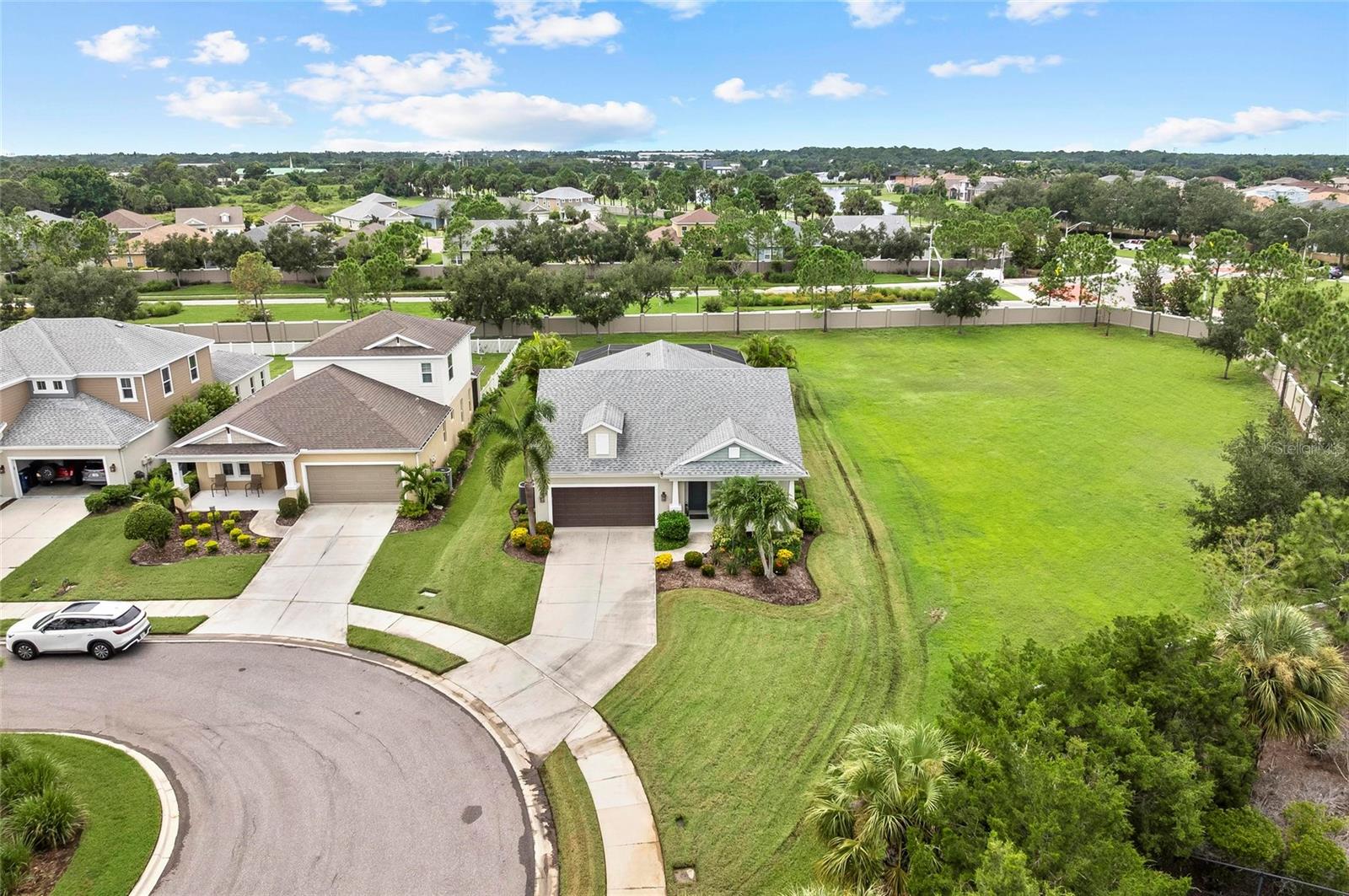 MAGNOLIA POINT - Residential