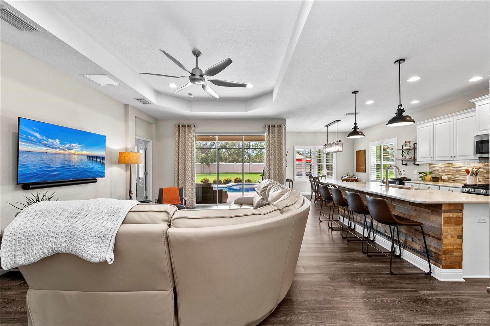 MAGNOLIA POINT - Residential
