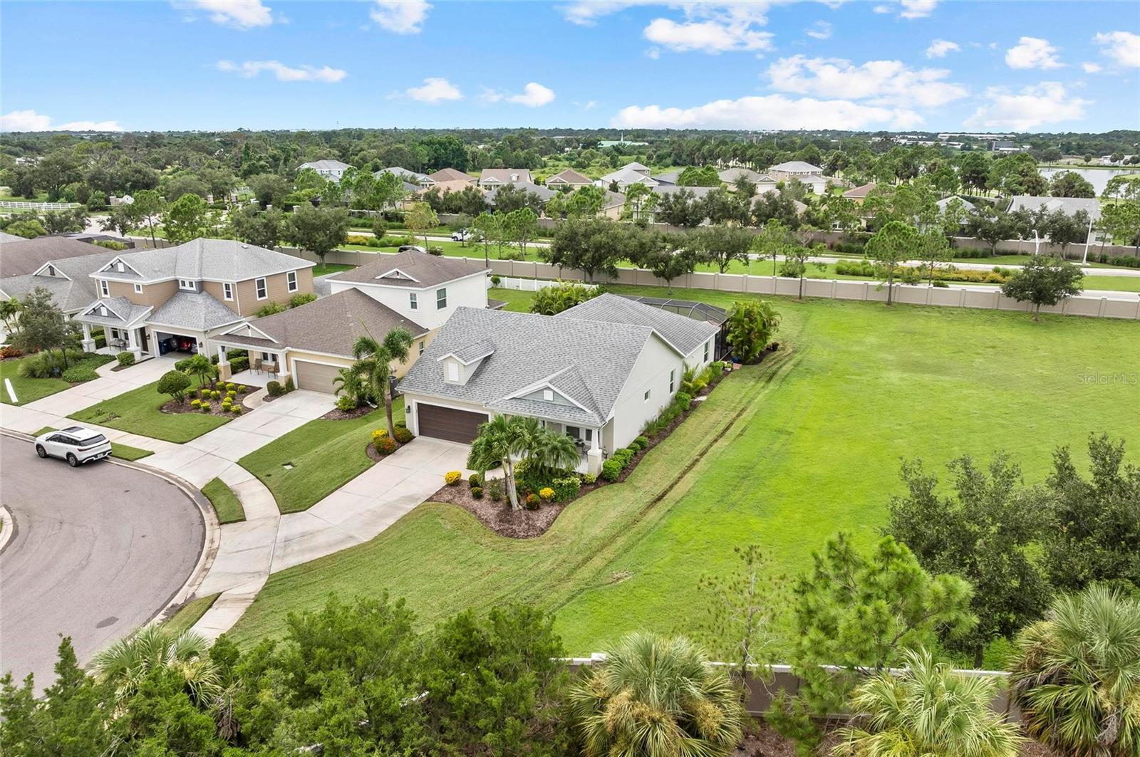 MAGNOLIA POINT - Residential