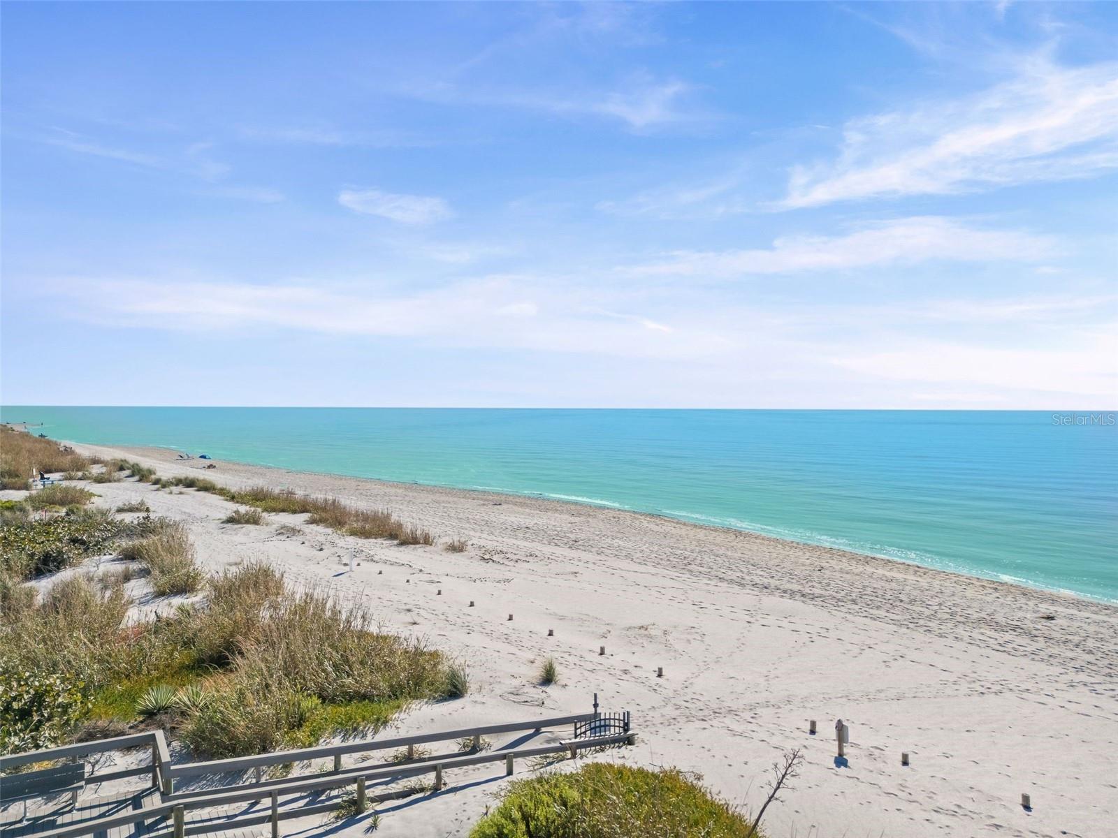 HIDDEN LAGOON BEACH CLUB - Residential