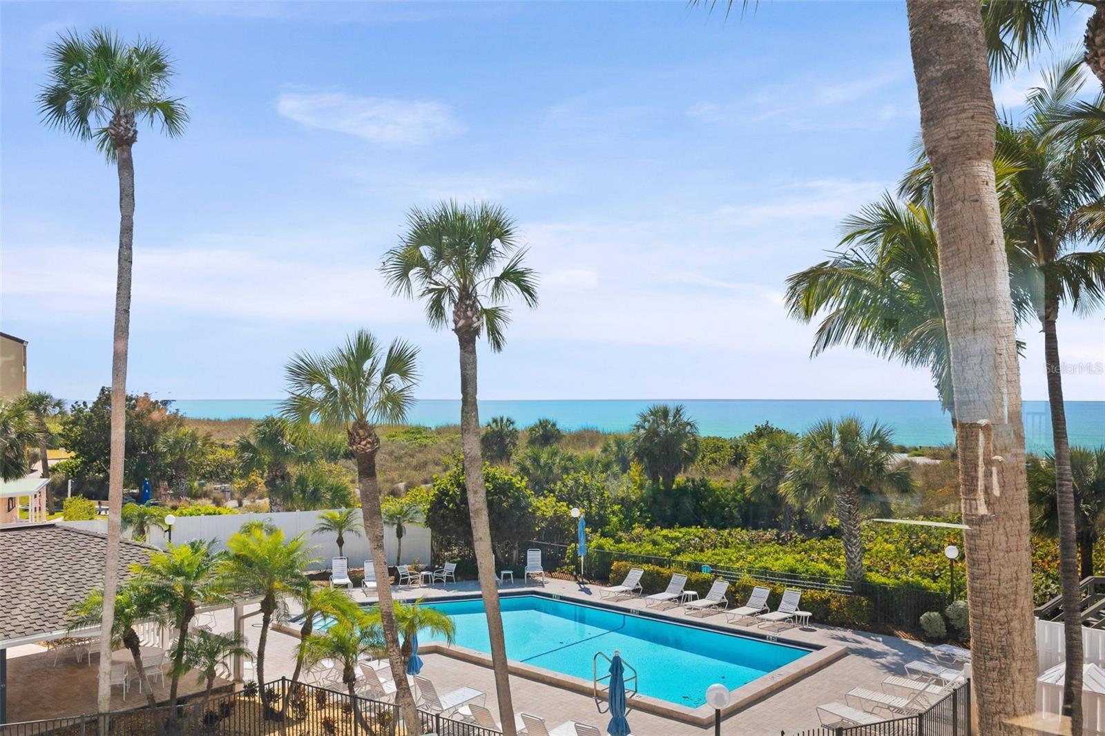 HIDDEN LAGOON BEACH CLUB - Residential