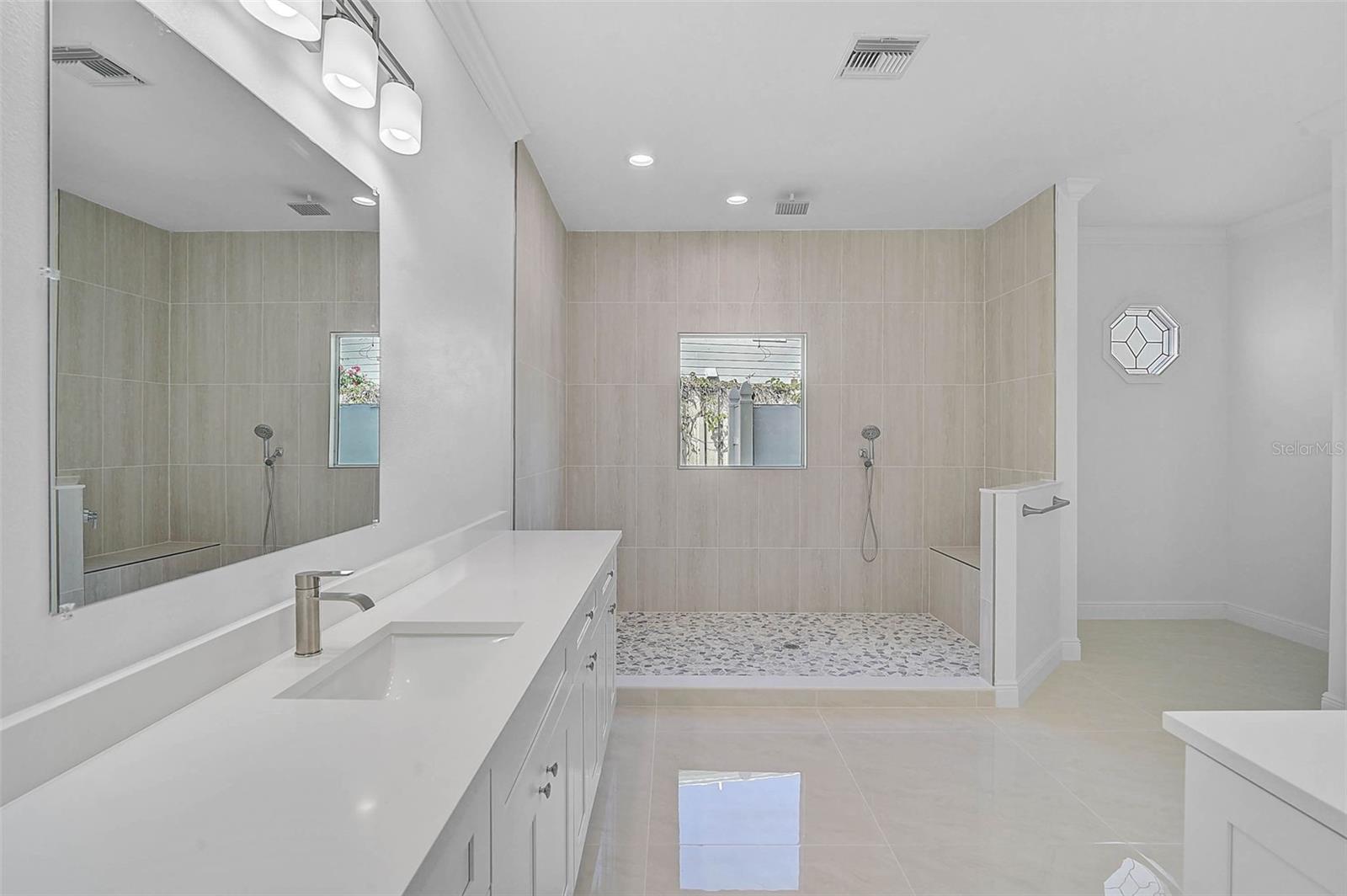 BAY ISLAND SHORES - Residential