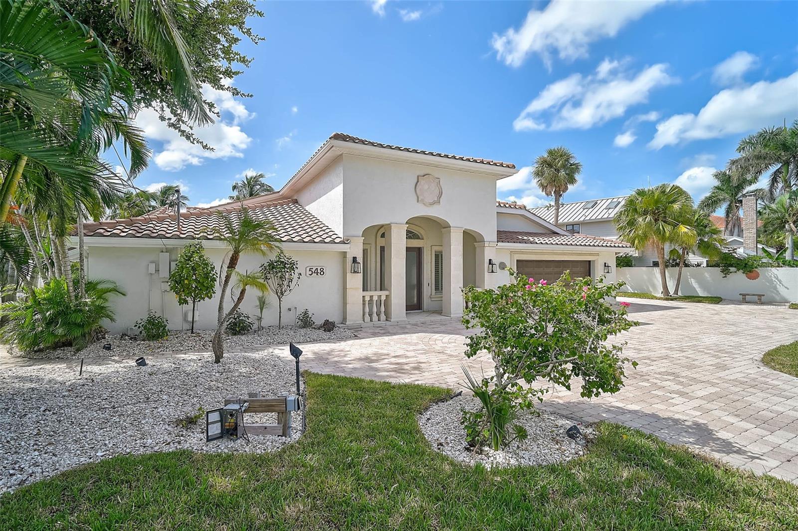 BAY ISLAND SHORES - Residential