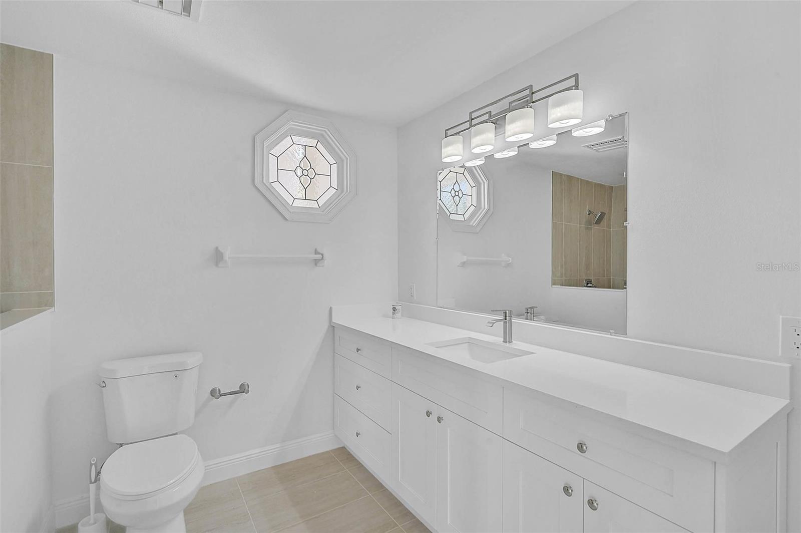 BAY ISLAND SHORES - Residential