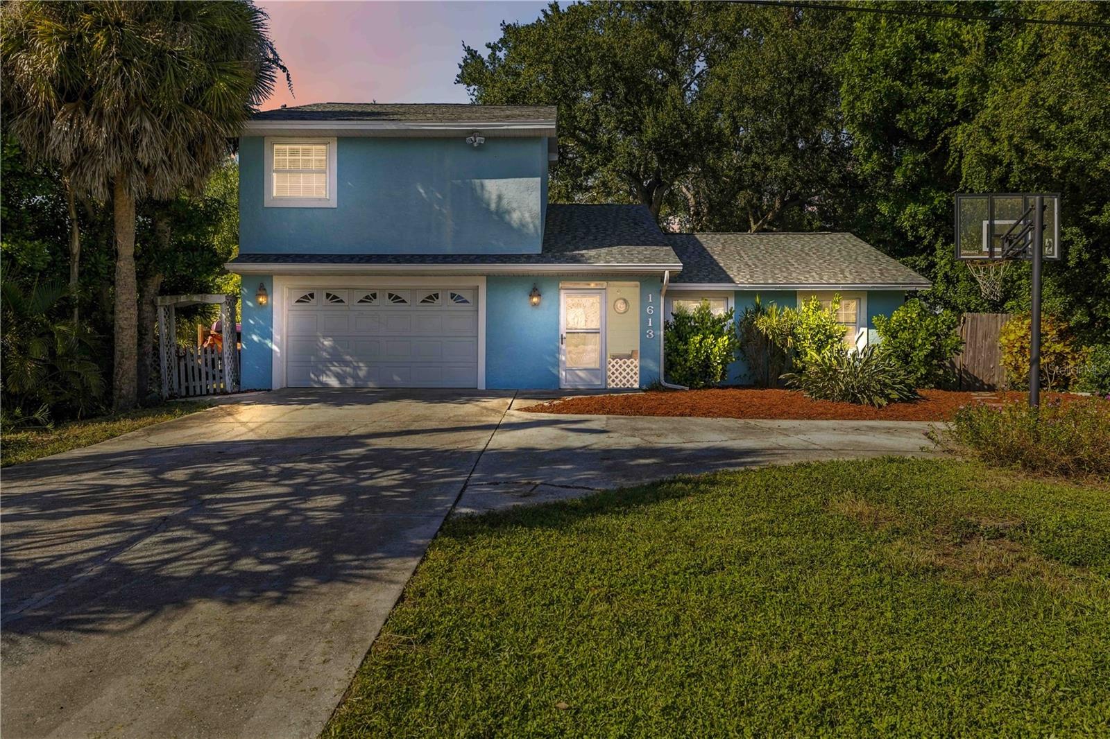 1613 WHARF ROAD, SARASOTA, FL, 34231 1 1613 WHARF ROAD