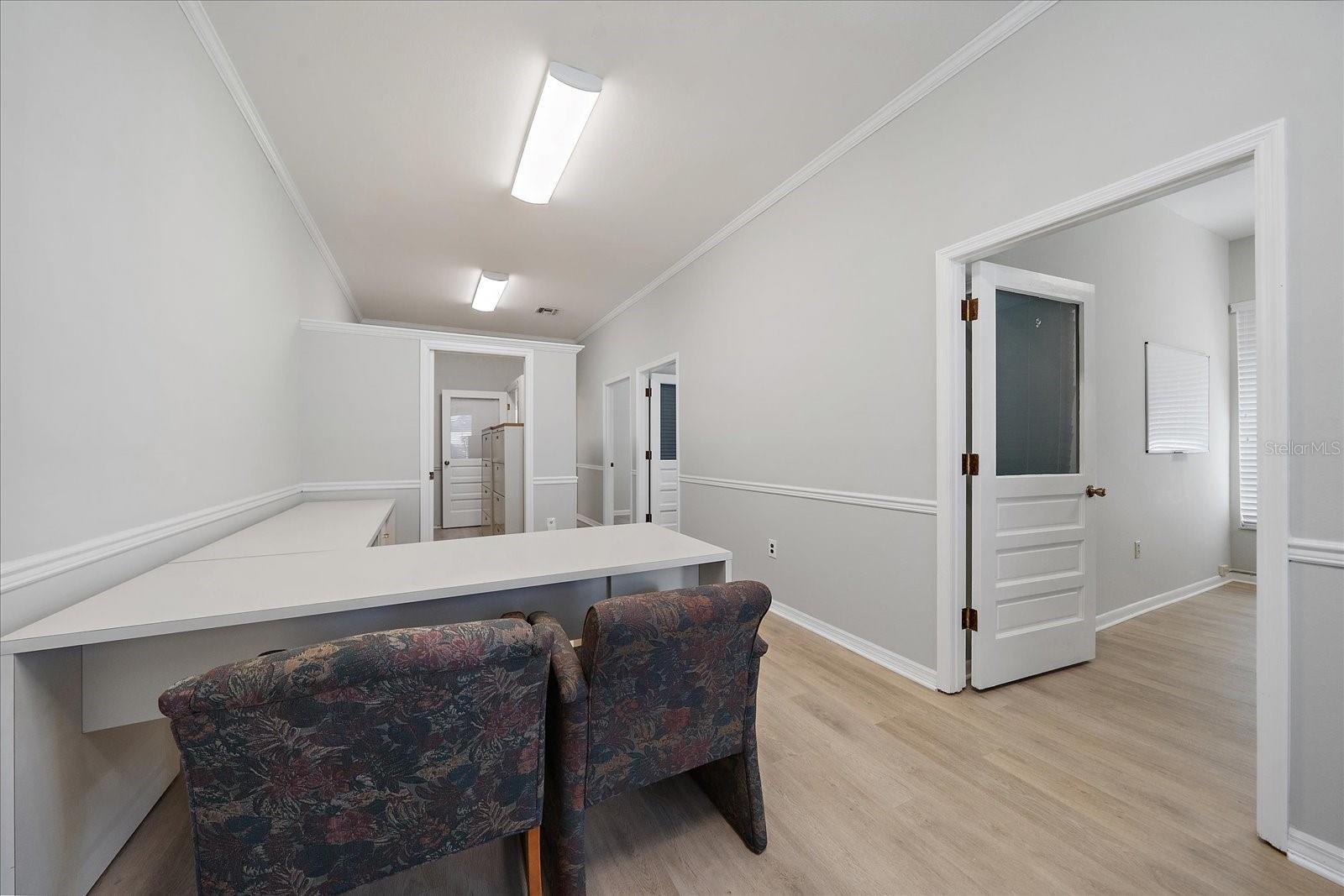 LAKESHORE VILLAGE PLAZA - Commercial Lease