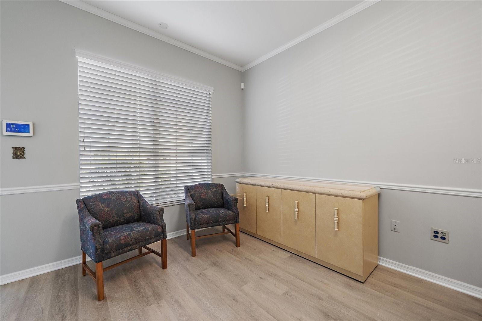 LAKESHORE VILLAGE PLAZA - Commercial Lease