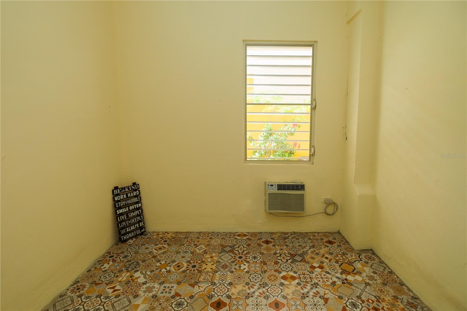 BARRIO SANTURCE SUR, SAN JUAN, PR - Residential