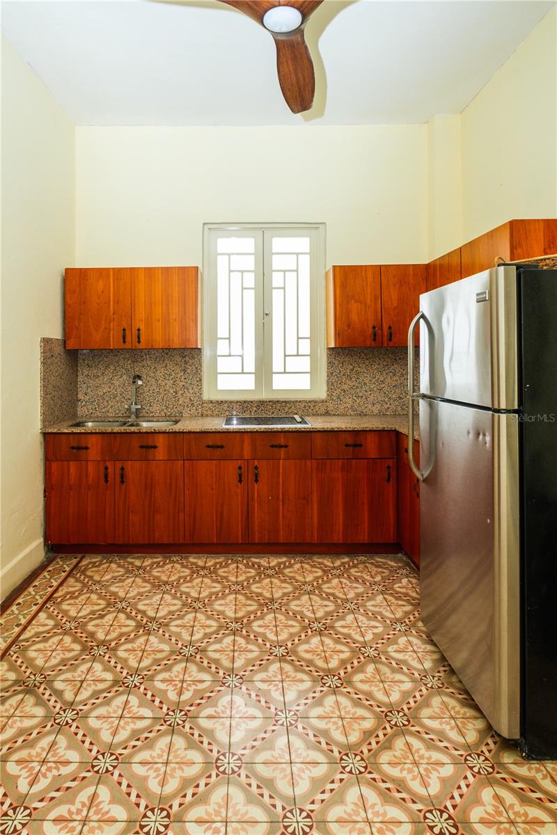 BARRIO SANTURCE SUR, SAN JUAN, PR - Residential