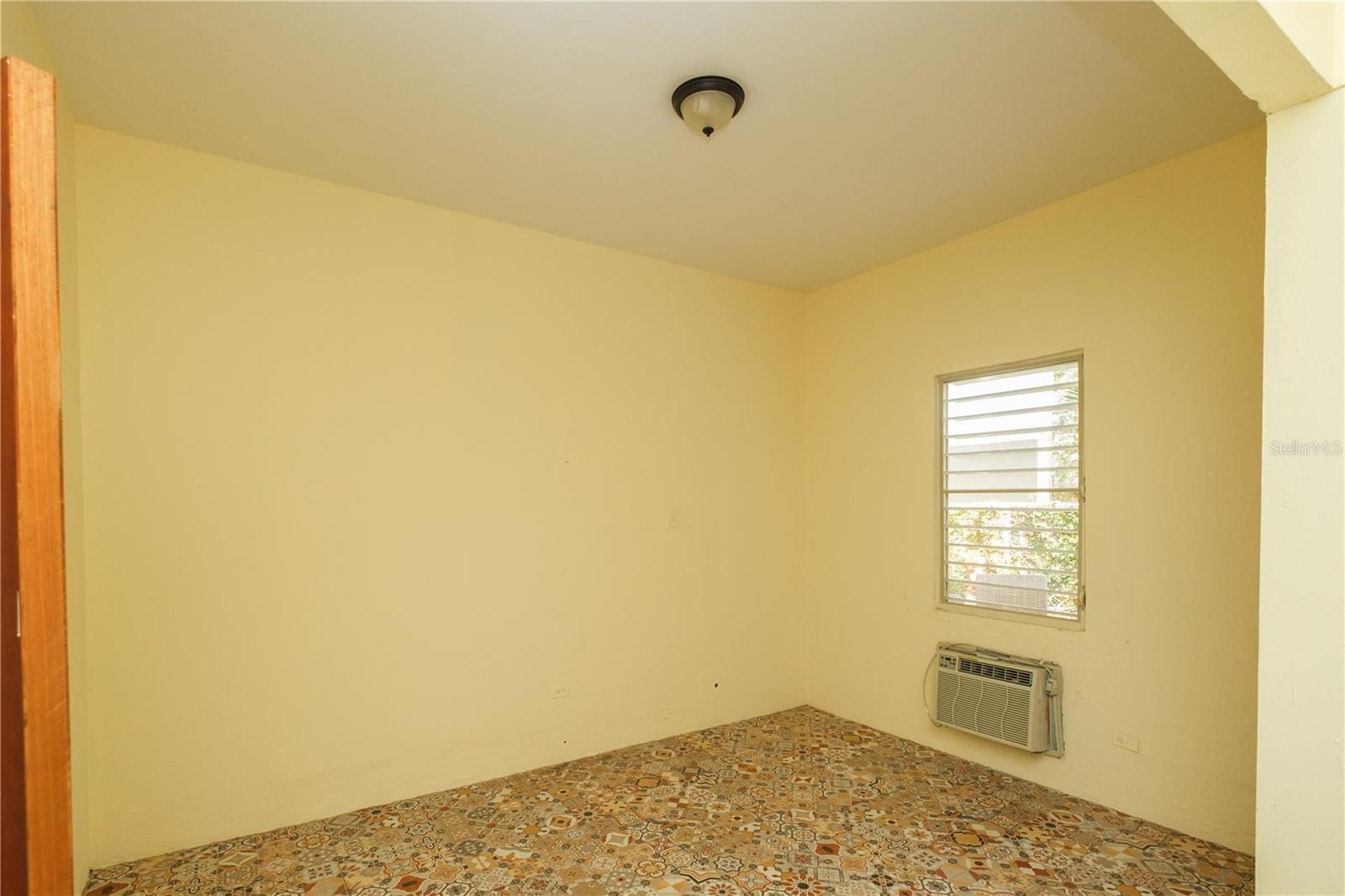 BARRIO SANTURCE SUR, SAN JUAN, PR - Residential