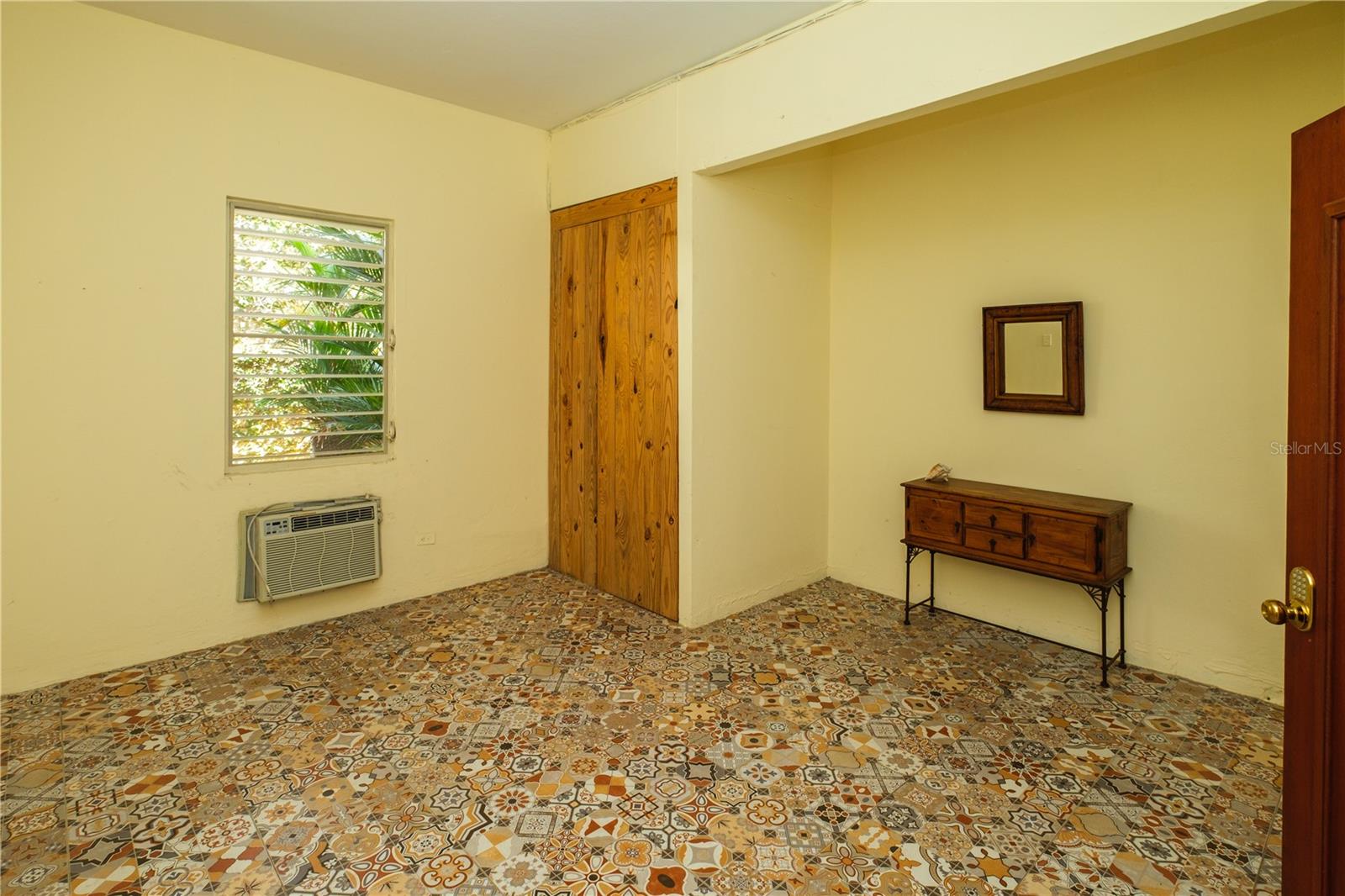 BARRIO SANTURCE SUR, SAN JUAN, PR - Residential