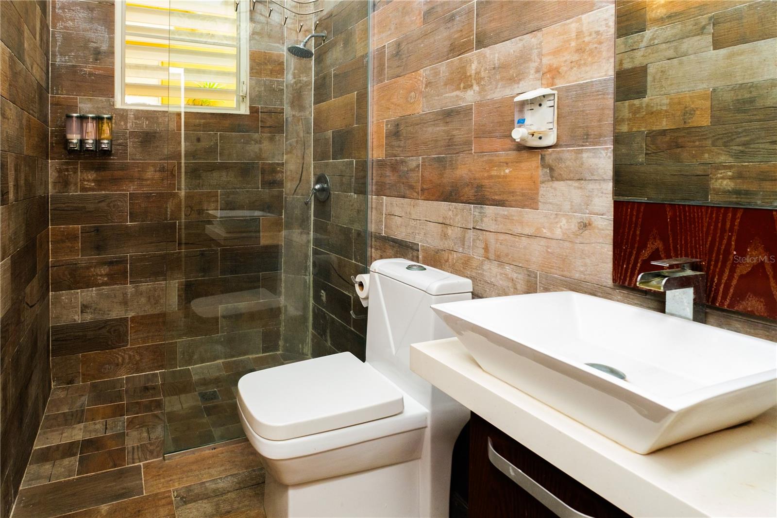 BARRIO SANTURCE SUR, SAN JUAN, PR - Residential