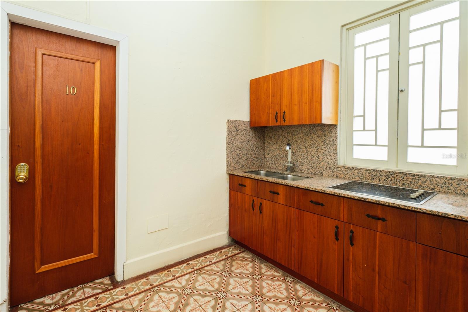 BARRIO SANTURCE SUR, SAN JUAN, PR - Residential