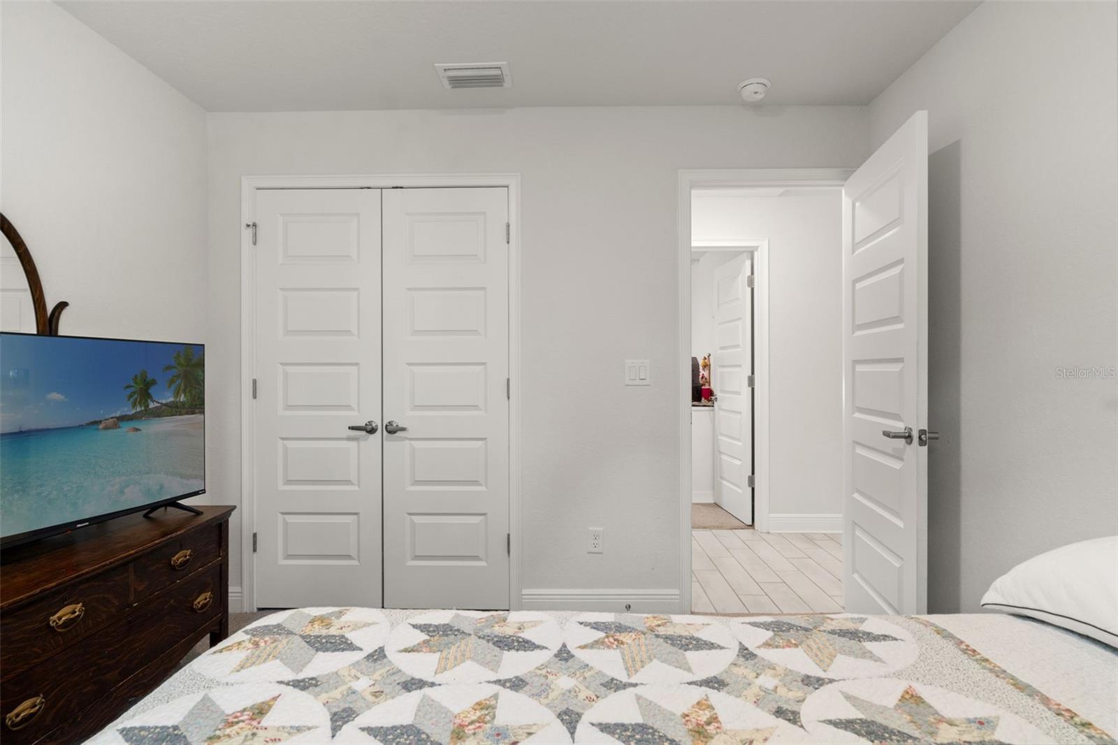 ROYAL HIGHLANDS - Residential