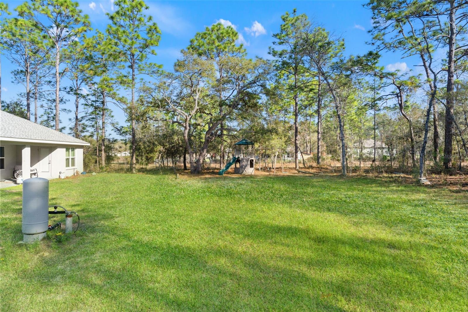 ROYAL HIGHLANDS - Residential