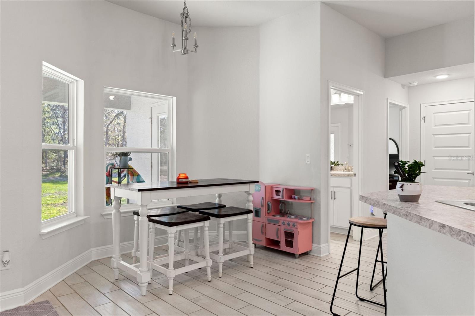 ROYAL HIGHLANDS - Residential