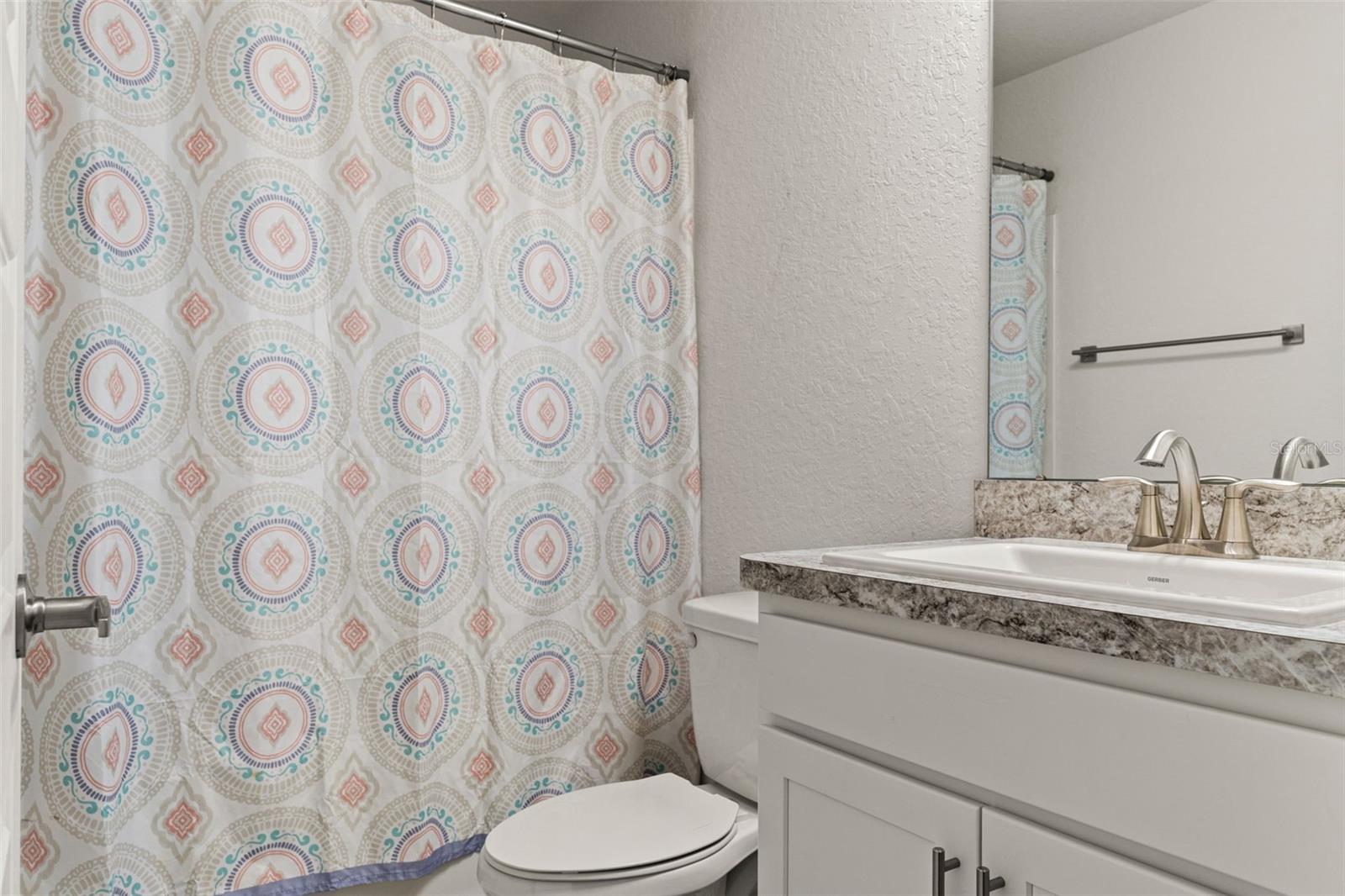 ROYAL HIGHLANDS - Residential