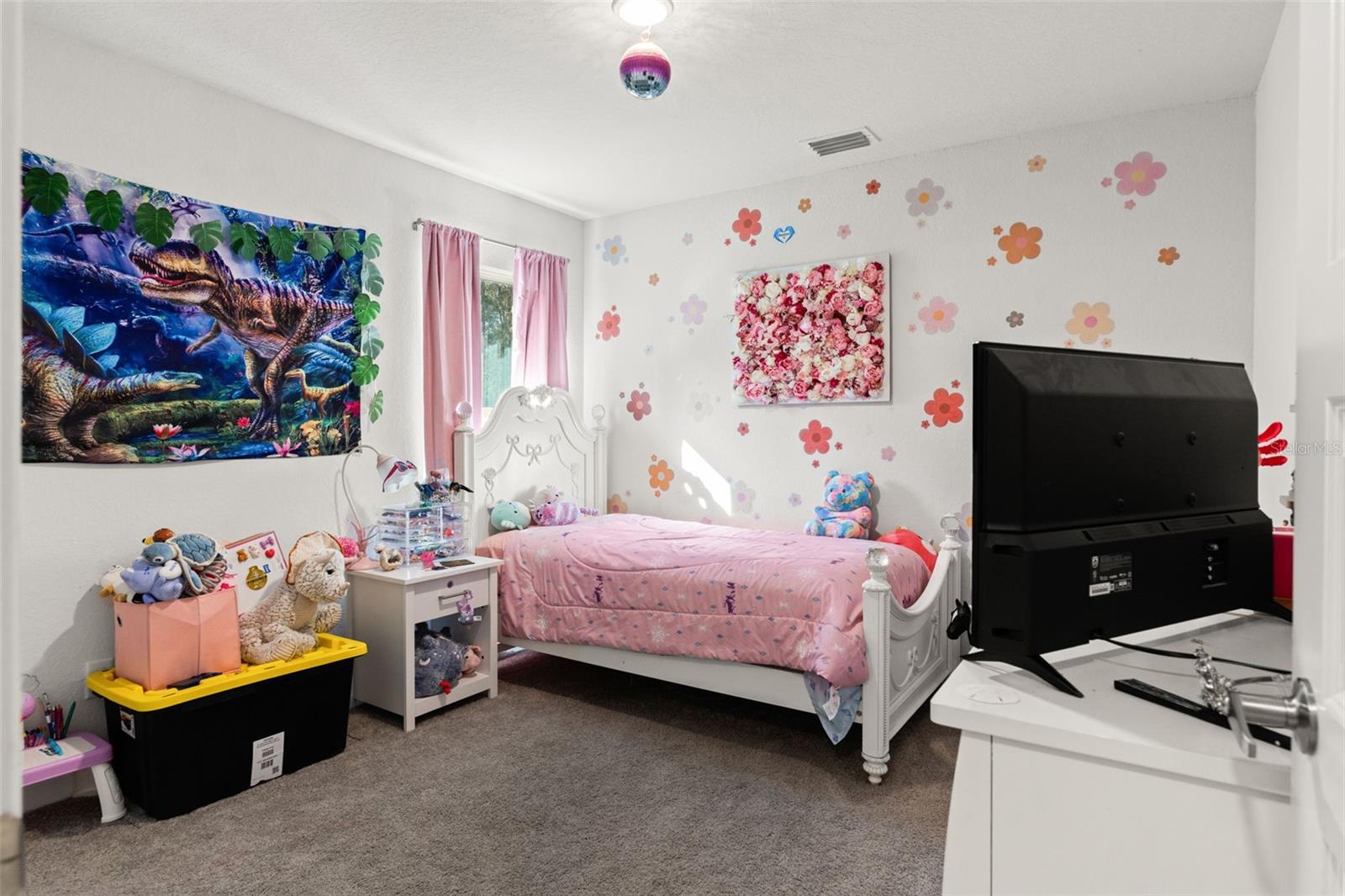 ROYAL HIGHLANDS - Residential