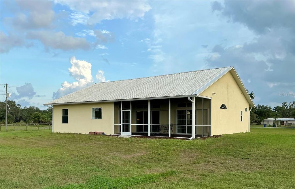 Photo of 4353 Hidden River Road, Sarasota, FL 34240 (MLS # A4654444)