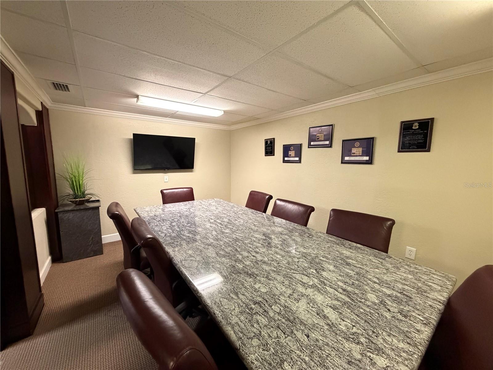 1302 W BUSCH BOULEVARD