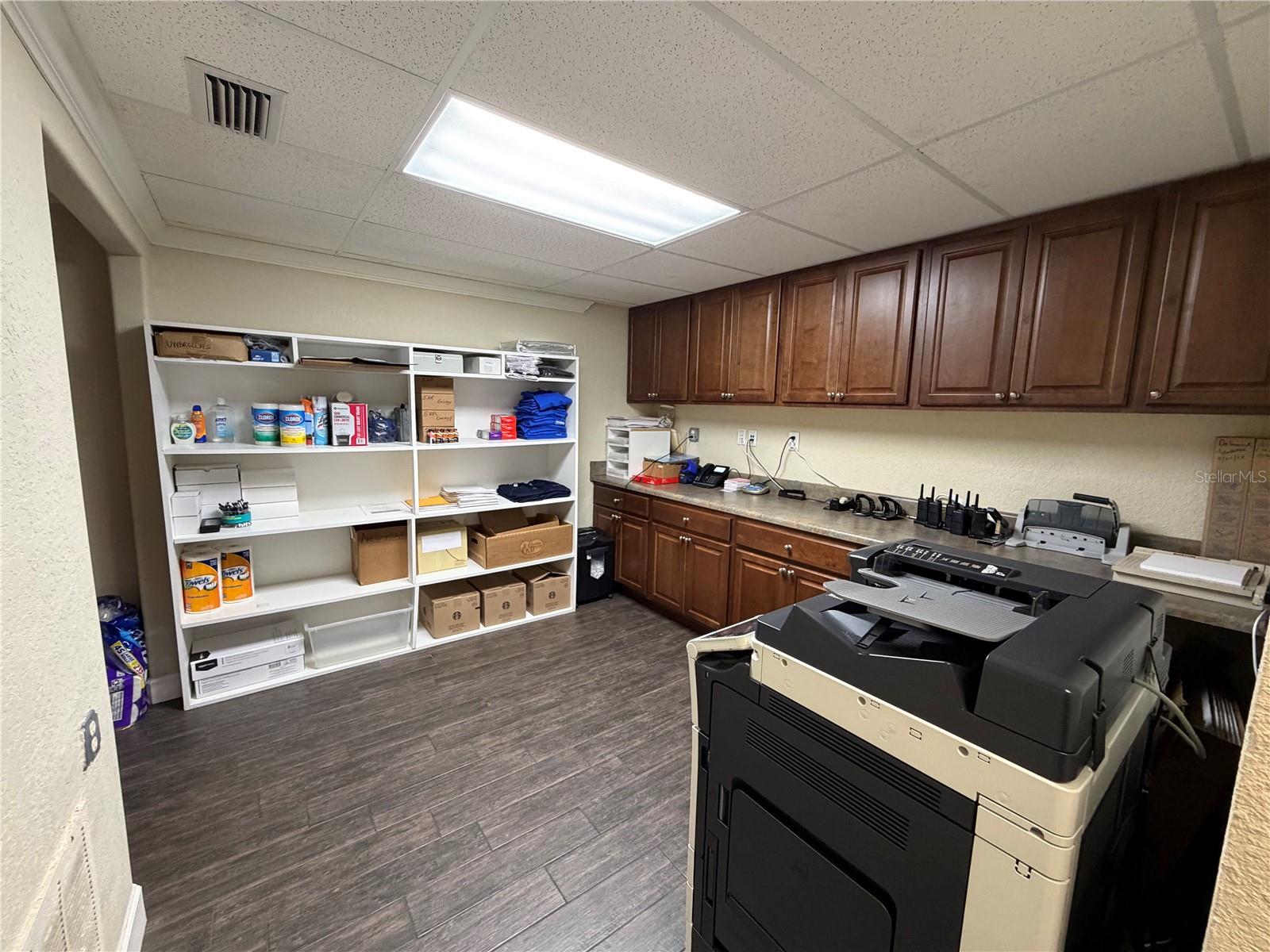 TAMPAS NORTH SIDE COUNTRY CLU - Commercial Sale