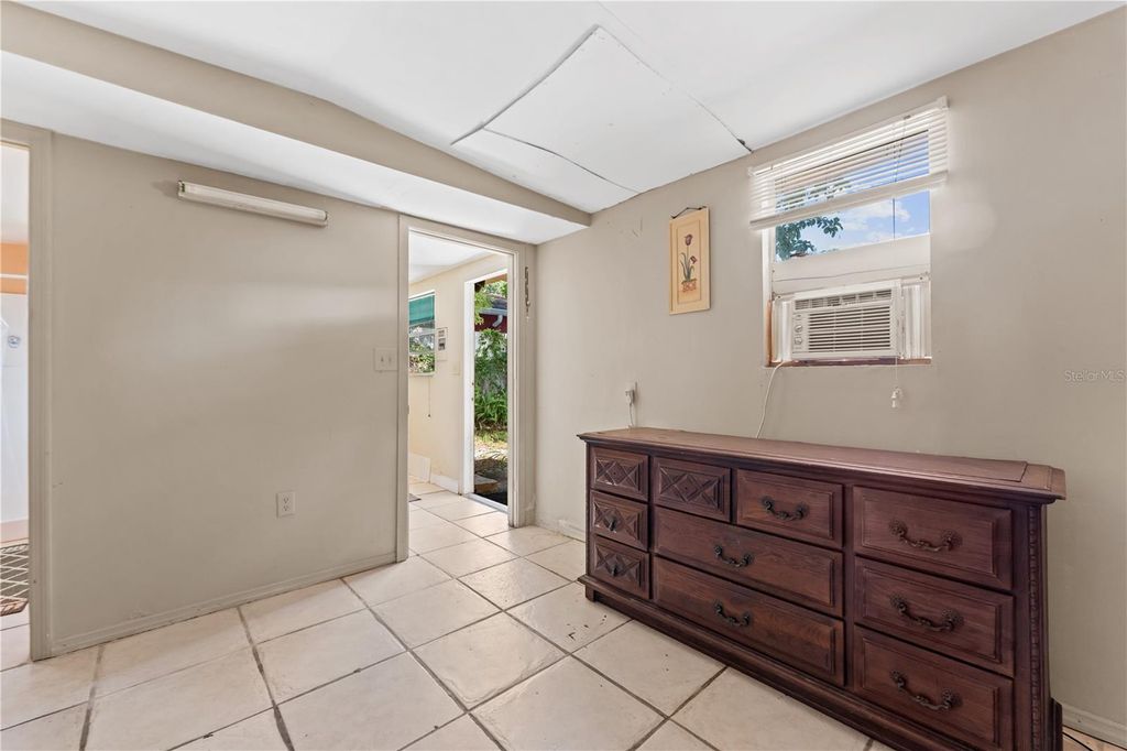Photo of 2615 W Comanche Avenue, Tampa, FL 33614 (MLS # TB8529327)