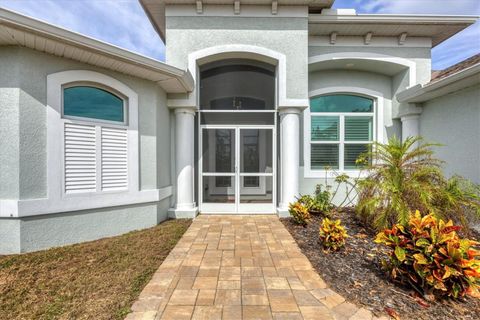 A home in PORT CHARLOTTE