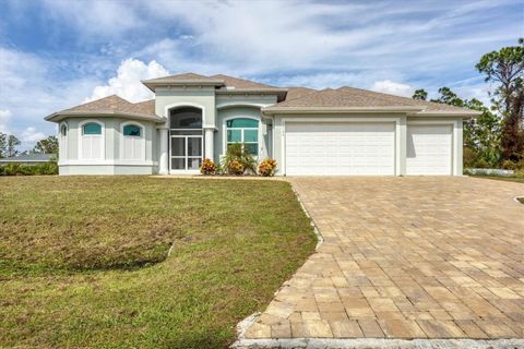 A home in PORT CHARLOTTE