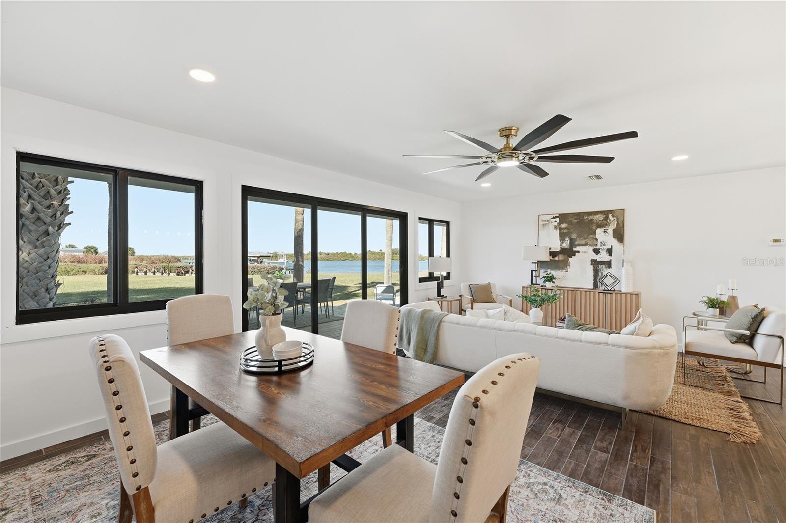 HATCHES HOMESTEAD & LOWDS - Residential