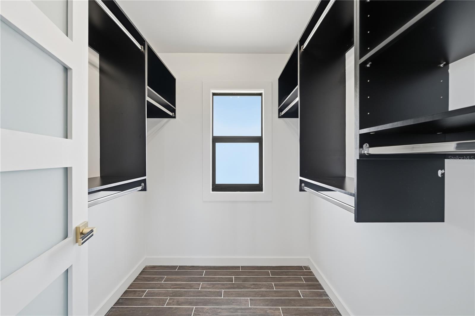 HATCHES HOMESTEAD & LOWDS - Residential