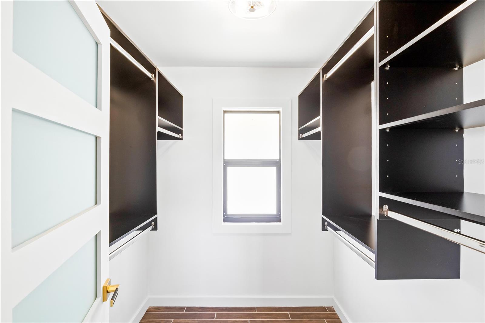 HATCHES HOMESTEAD & LOWDS - Residential