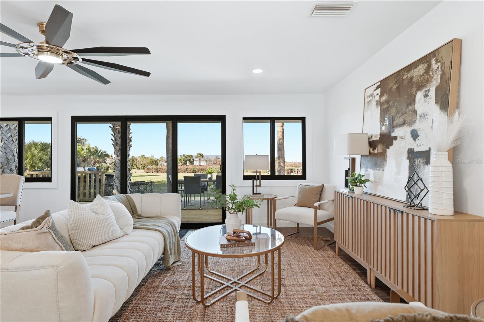 HATCHES HOMESTEAD & LOWDS - Residential