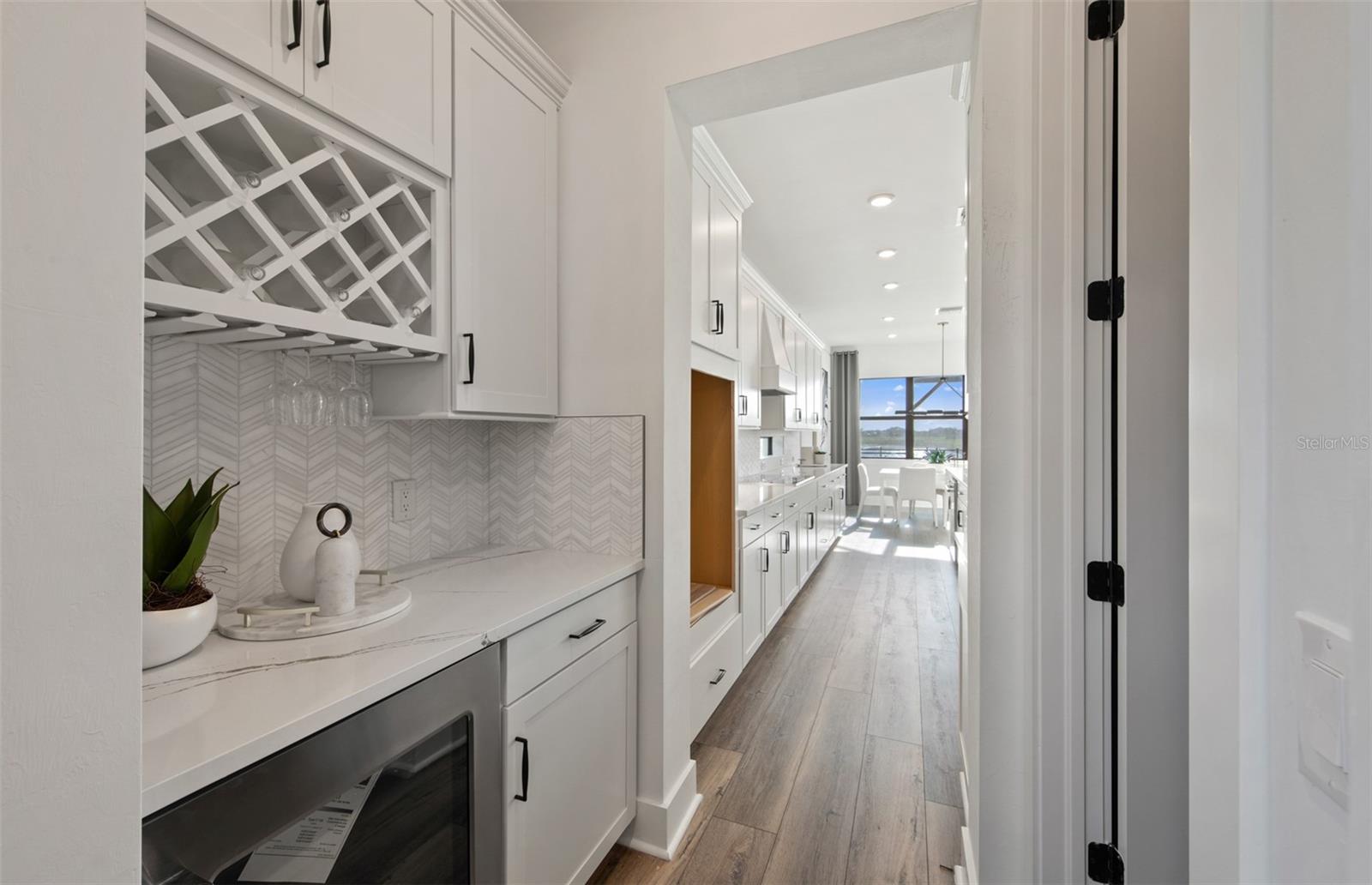 4556; REAGAN LANDING --- PRELIM - Residential