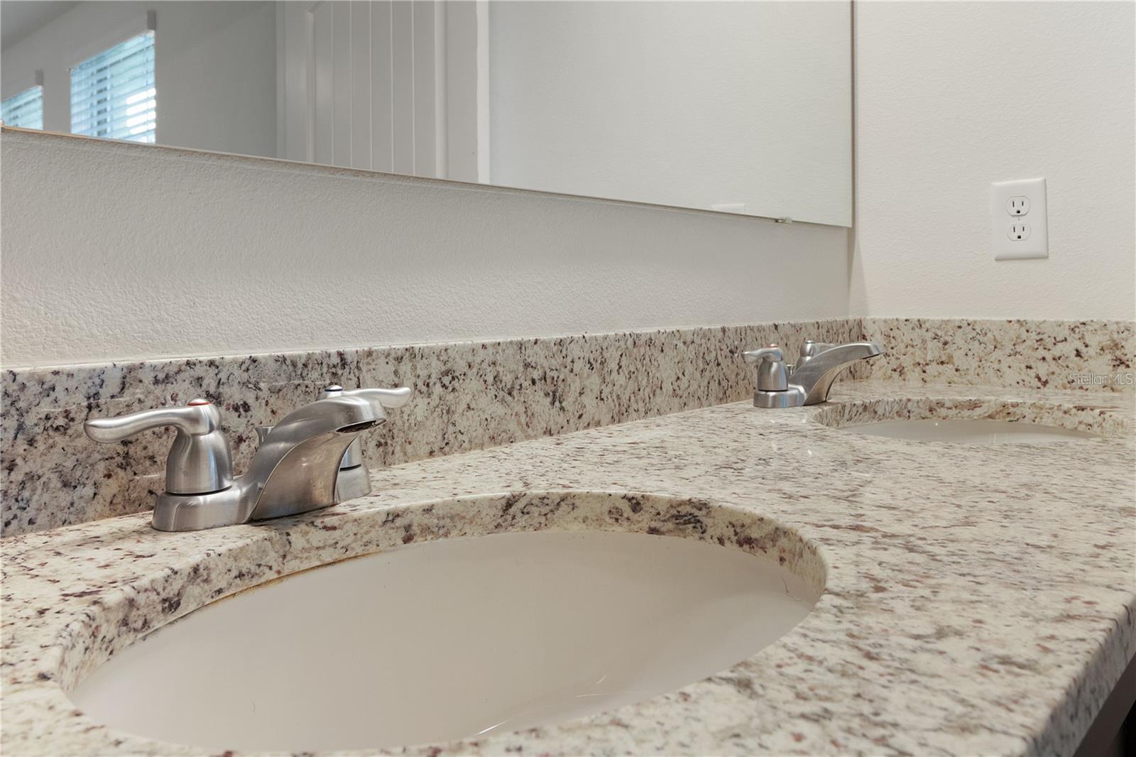 WATERLEIGH PH 2B - Residential Lease