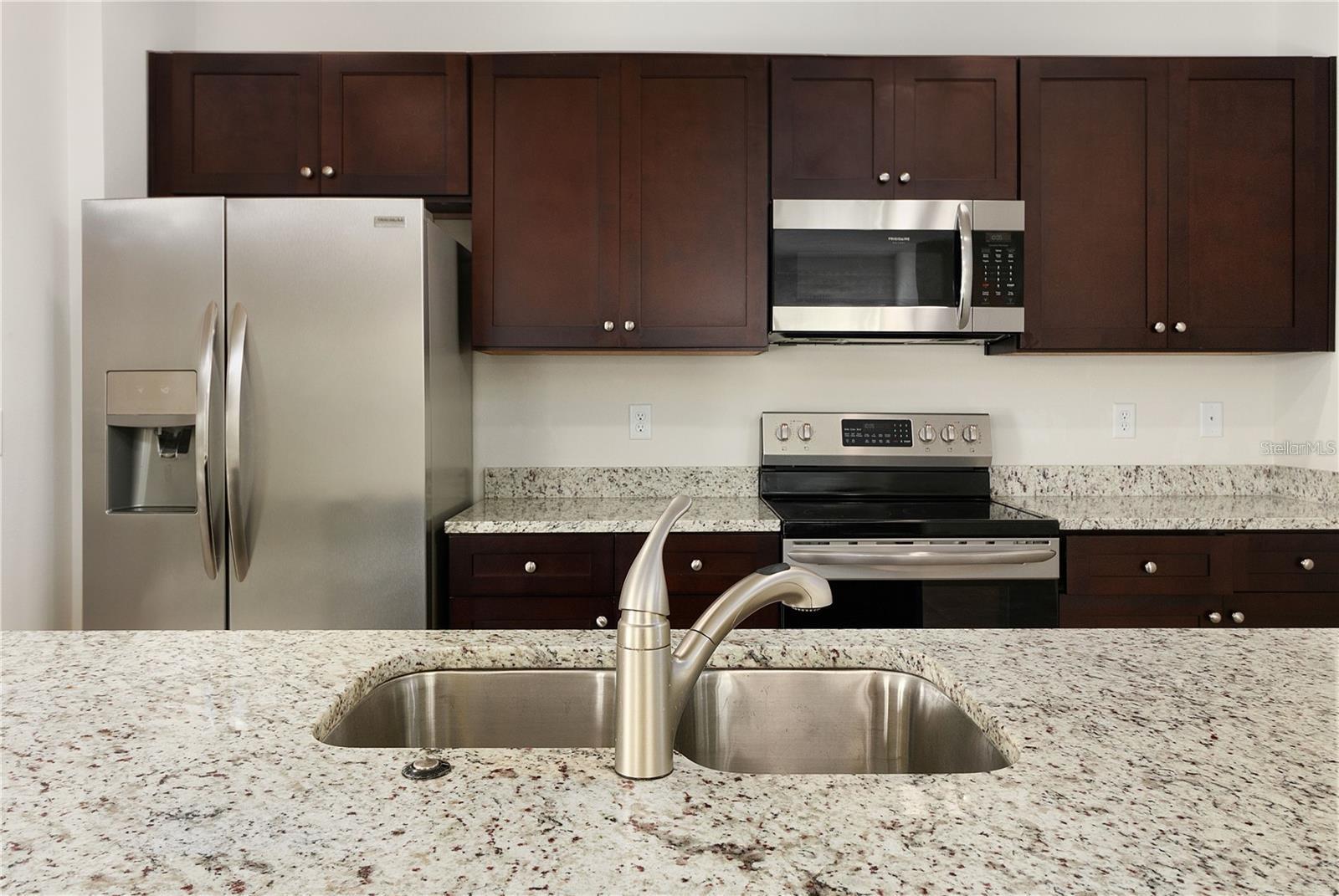 WATERLEIGH PH 2B - Residential Lease