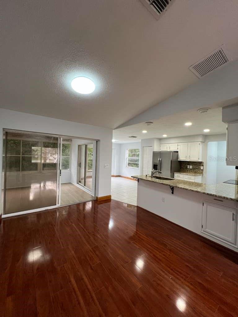 SPRING HILL - Residential Lease