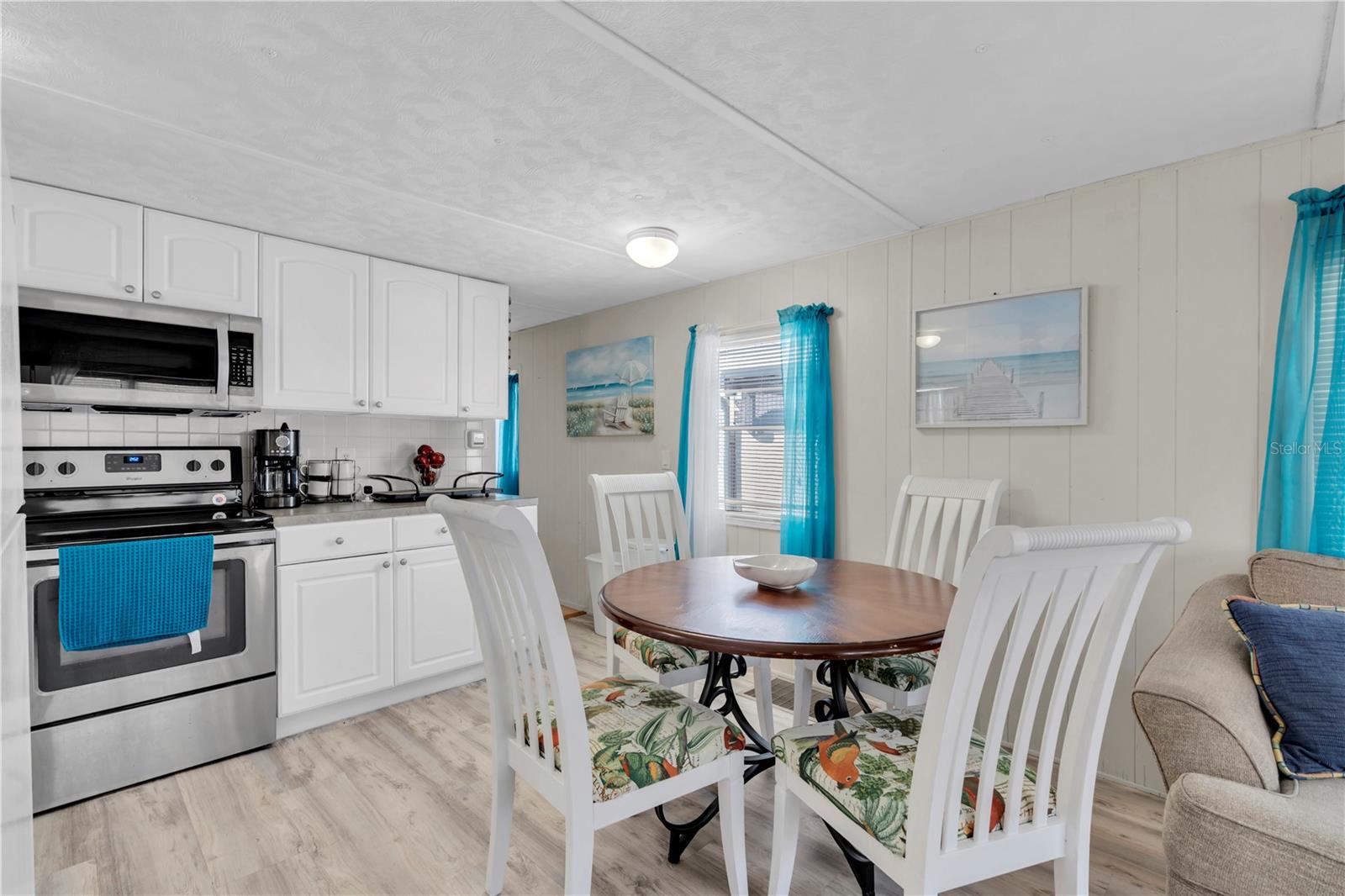 EAGLES NEST MOBILE HOME PARK UNREC - Residential