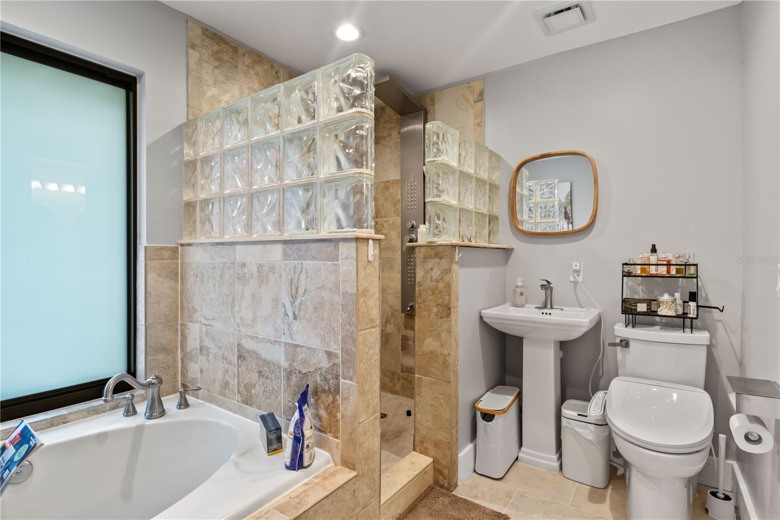 PINE ISLAND SHORES - Residential