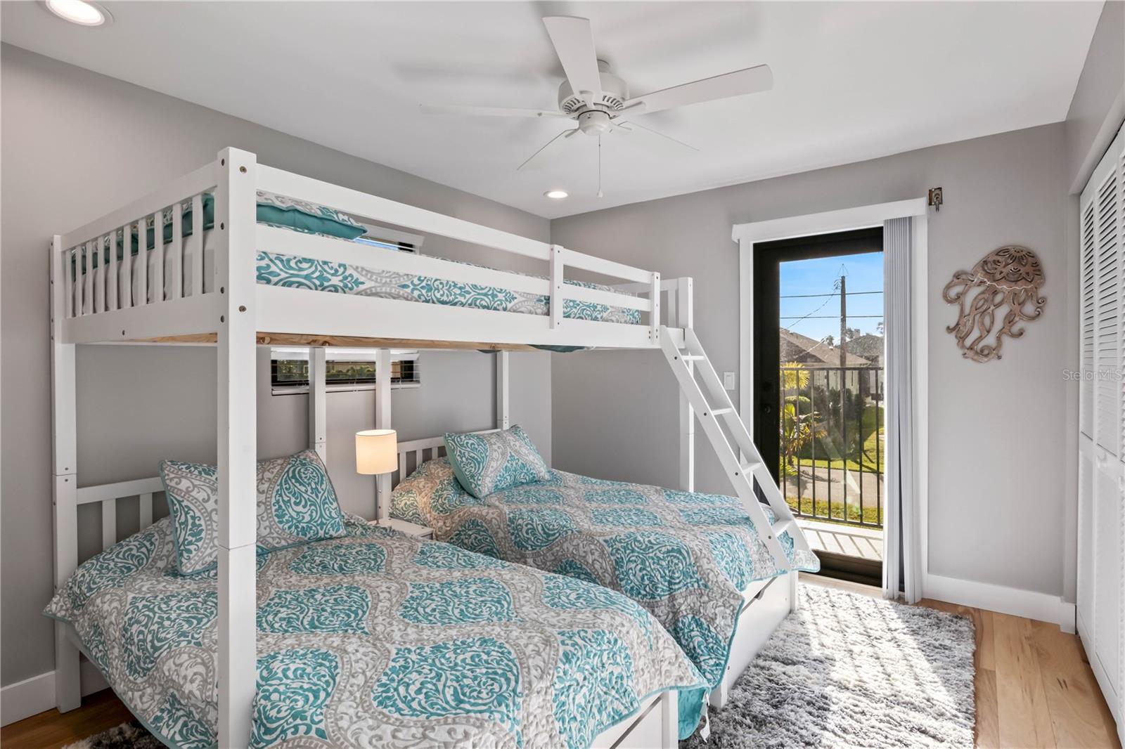 PINE ISLAND SHORES - Residential